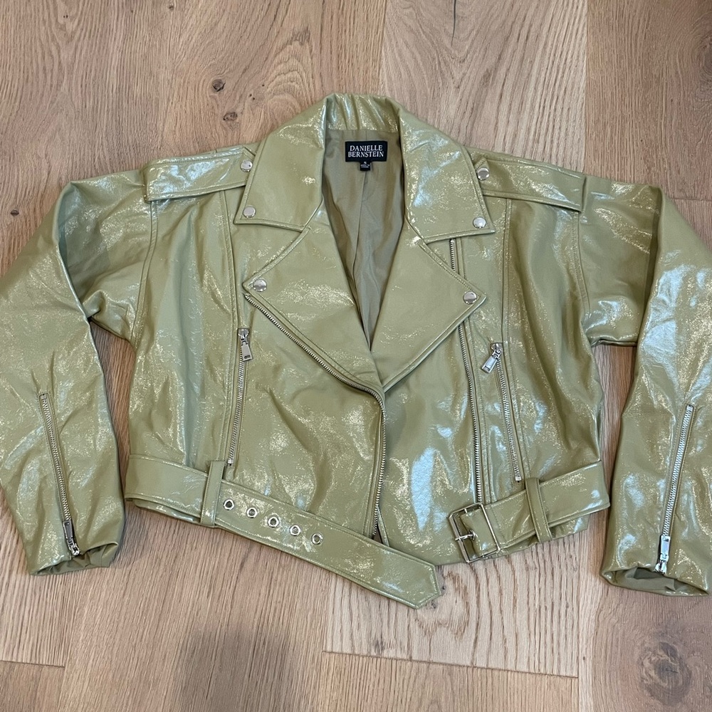 Danielle Bernstein Set - image 3